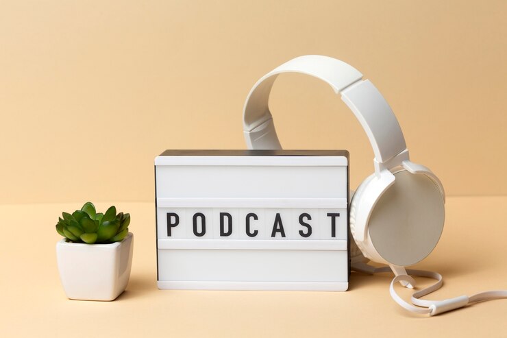 Podcasts em Alta no Brasil: Os 10 Mais Ouvidos e os Temas que Estão Dominando as Paradas
